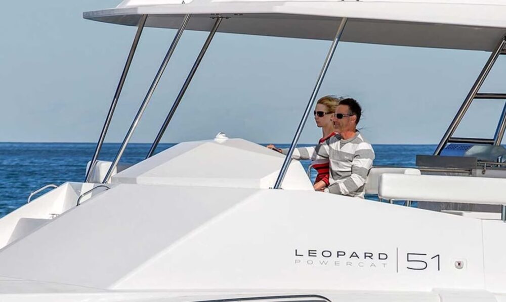 Charter 51' Power Catamaran in Phuket, Thailand - Imagen 4